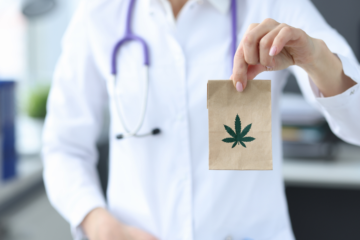 Panaxia and Neuraxpharm to bring medical cannabis products to Poland